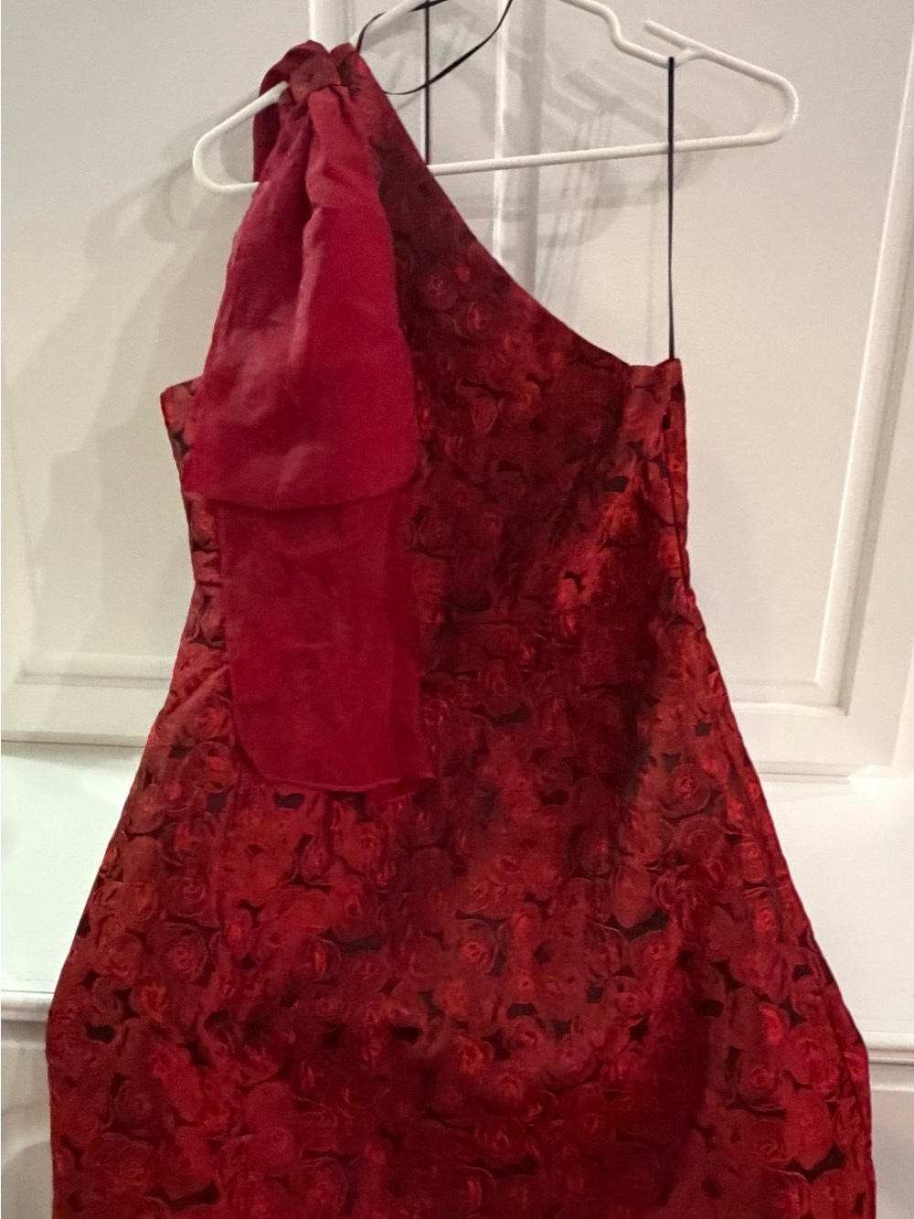 Sugarlips Red One-Shoulder Rose Jacquard Dress